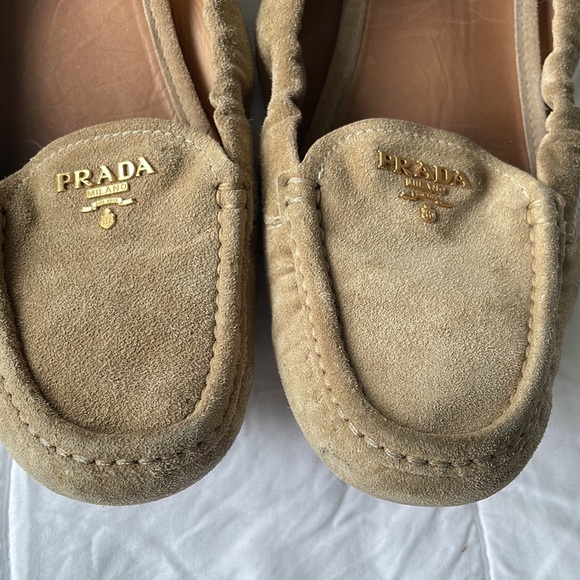 Prada suede moccasins - beige, gold accent. IT40 - Picture 2 of 9